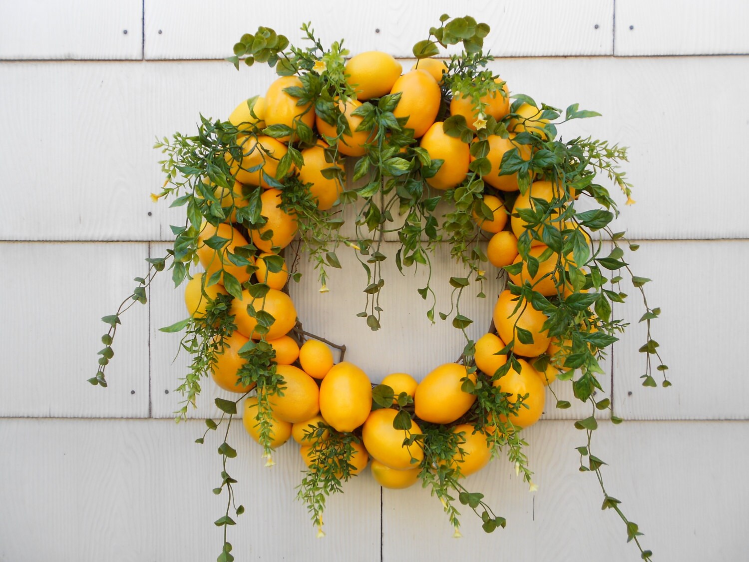 Lemon Delight Wreath.......Lemon Wreath....Spring/Summer