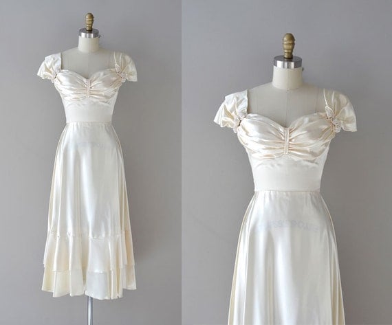 40's attire
