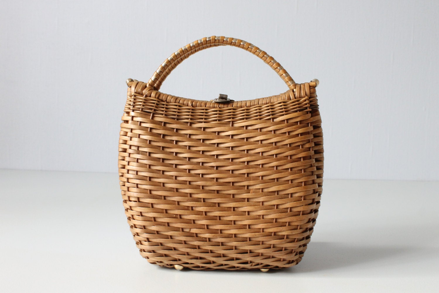 Wicker Purse / Wicker Handbag / 1960s Wicker Purse / Fawn