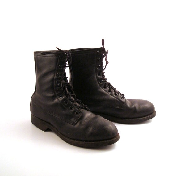 Combat Boots Vintage 1970s Black Leather by purevintageclothing