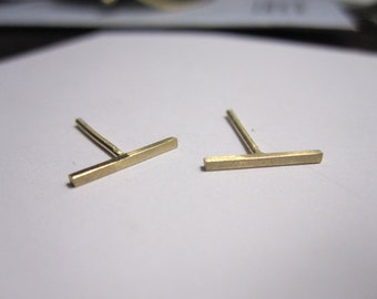 14k Gold-Filled Staple Bar Stud Earrings 14k yellow gold staple studs bar stud earrings Gold Geometric line earrings minimalistic stud 0263