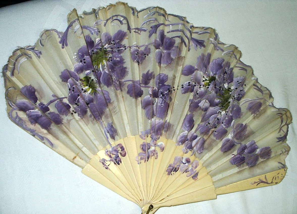 Beautiful Hand Painted Victorian Ladies Hand Fan with Ivory