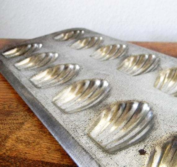 Vintage French Madeleine Tray