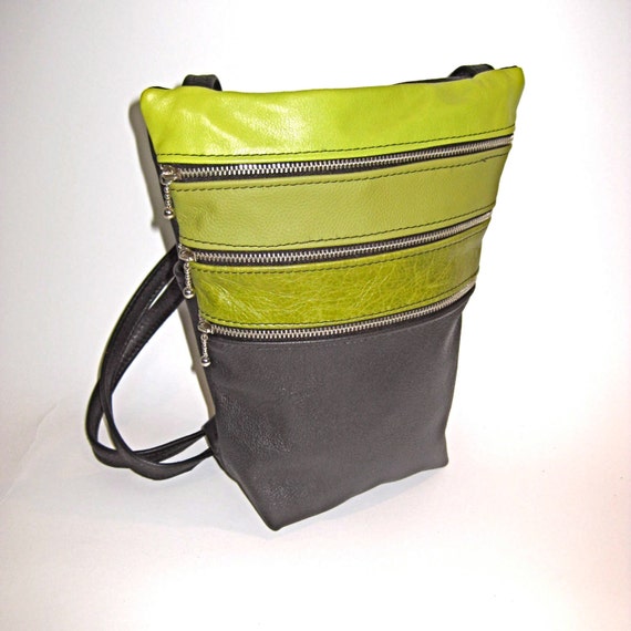 Medium Sized Leather Shoulder Bag / Cross Body Travel Purse