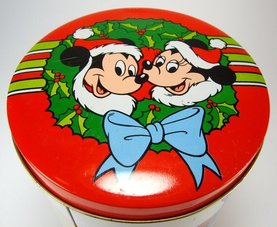 Vintage 1980s Disney Christmas Candy Tin by myatticstreasures