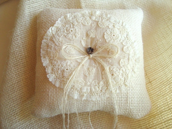 Ringbearer pillow in off white burlap with antique lace