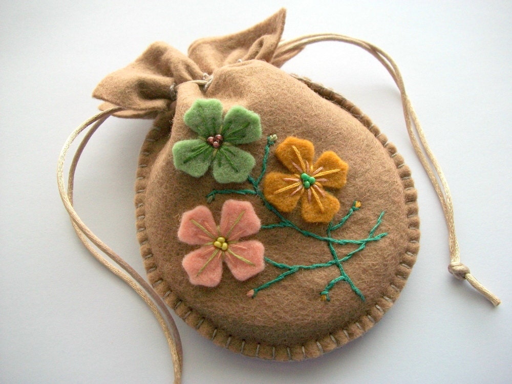 Brown Gift Bag Felt Jewelry Pouch with Felt Hand Embroidered