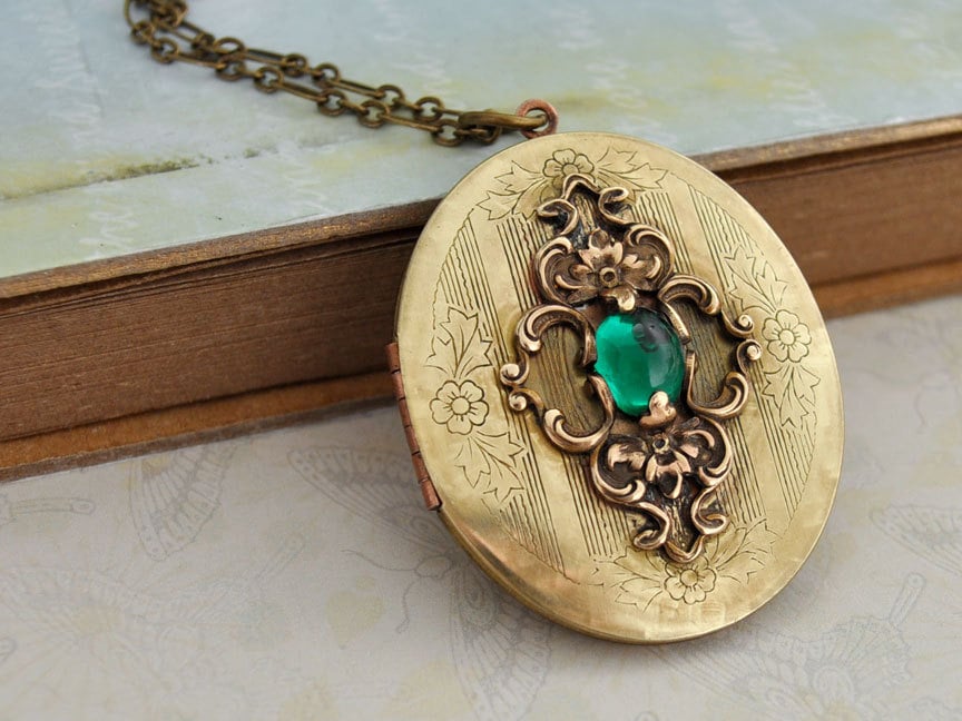 womens locket necklace ENCHANTED vintage 70s brass locket