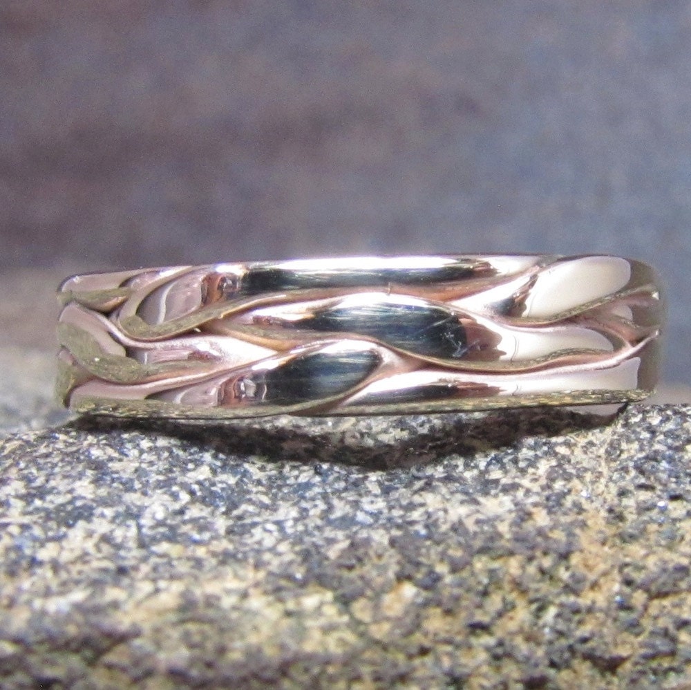 Solid 14K Gold Men's Ring by DogsKinJewelry on Etsy