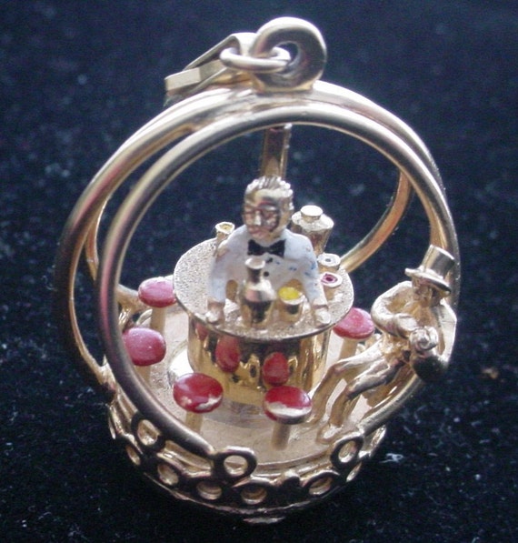 Vintage Gold Charm 14kt bar scene Charm Pendant