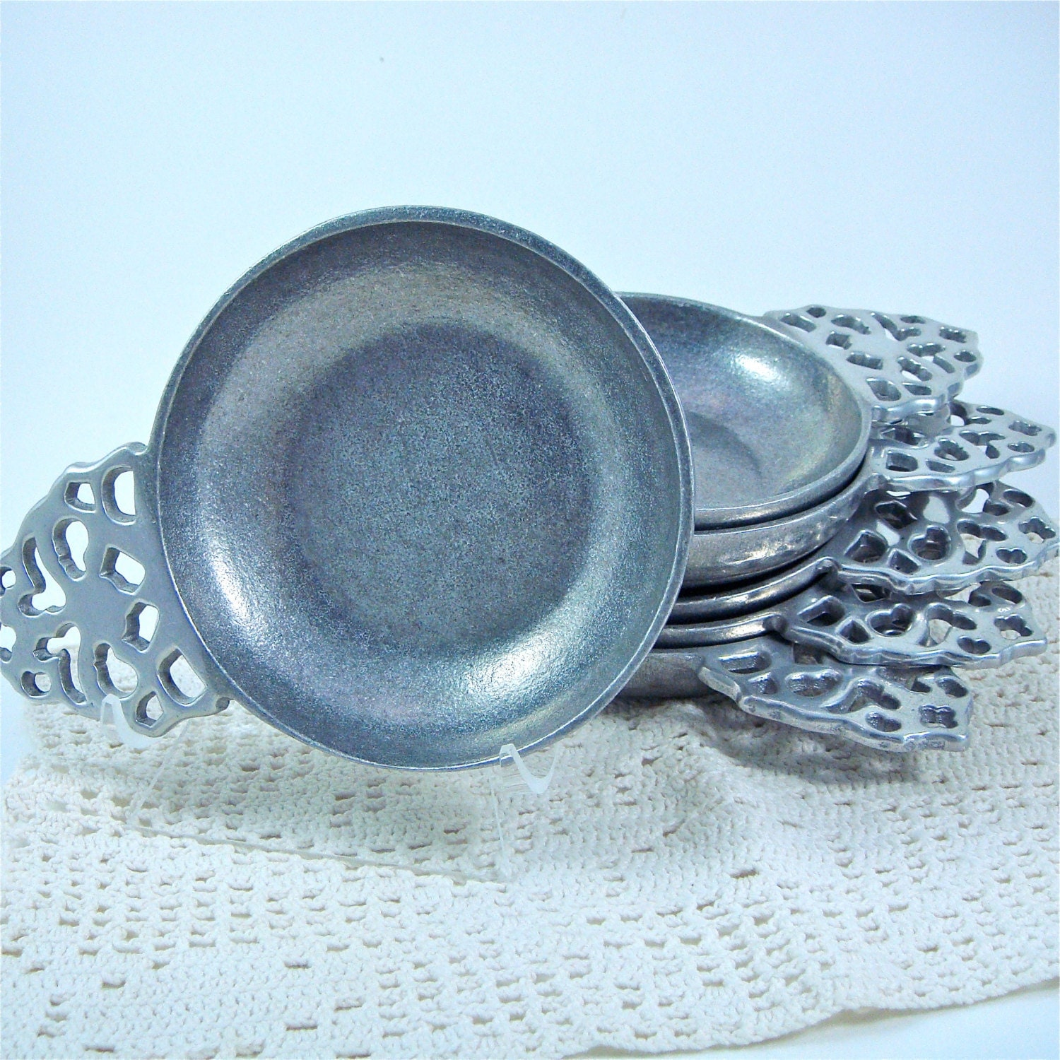Vintage Wilton Armetale RWP Pewter Porringer Lace Filligree