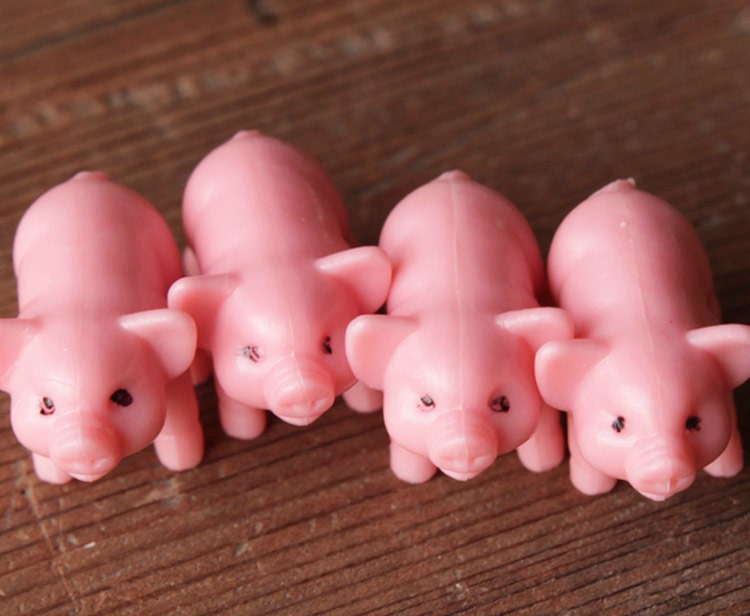 Miniature Plastic Pigs 8 Tiny Pink Piggies Craft Figurines