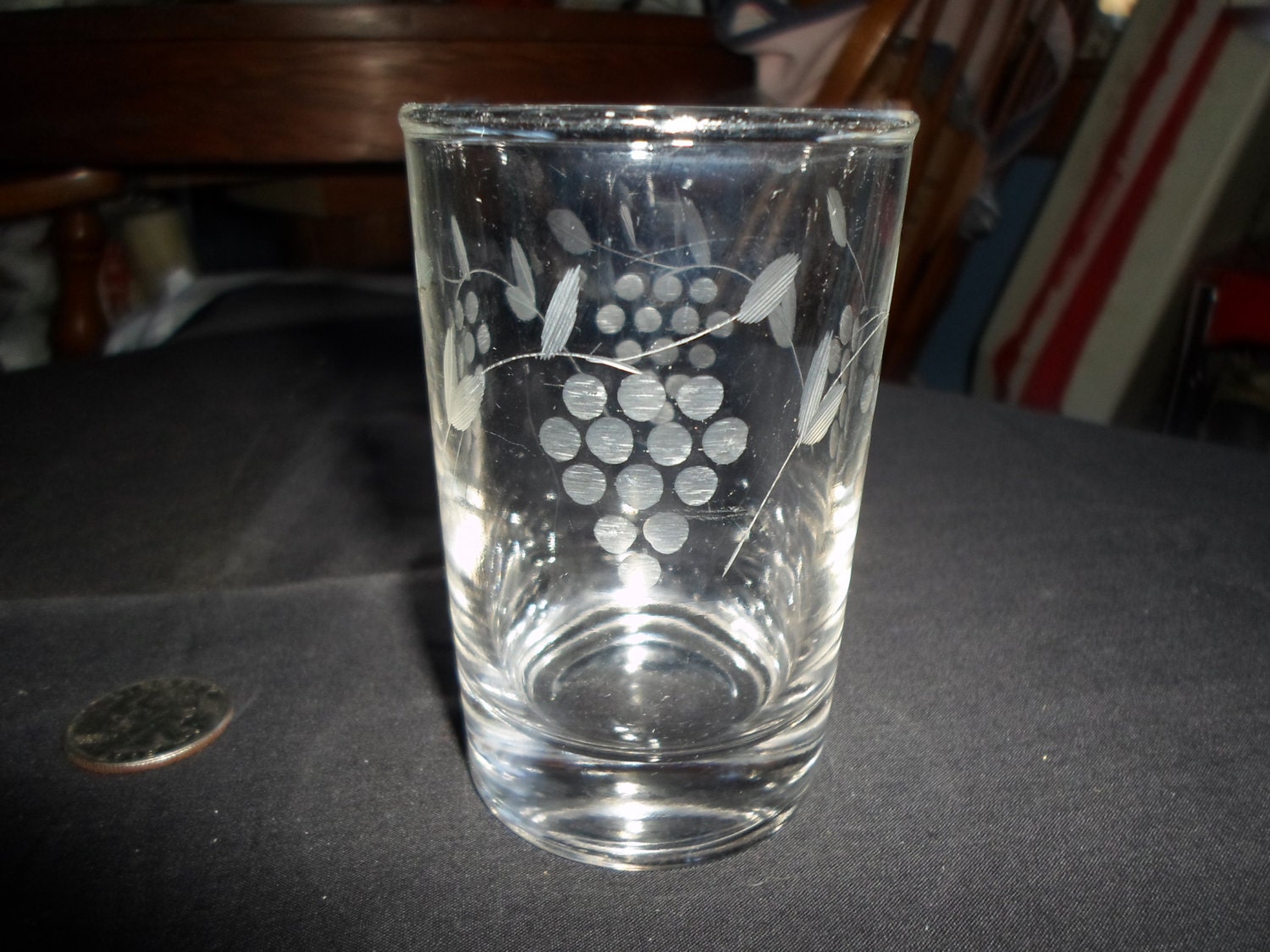 Vintage 1930s to 1940s Etched Grapes Vine Drinking Glass Small