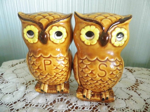 Vintage Owl Salt And Pepper Shakers 9