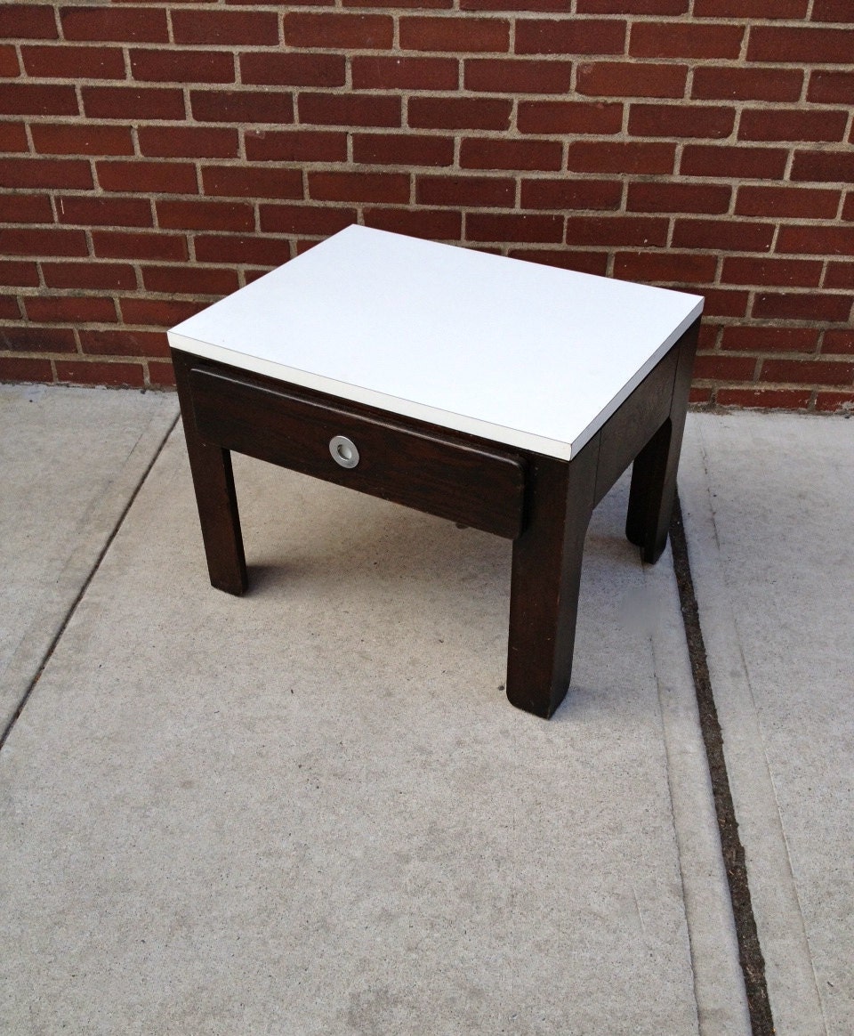 Pair of Vintage Modern Formica and Dark Walnut End Tables by Kroehler