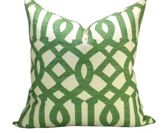 Imperial Trellis pillow cover in Treillage