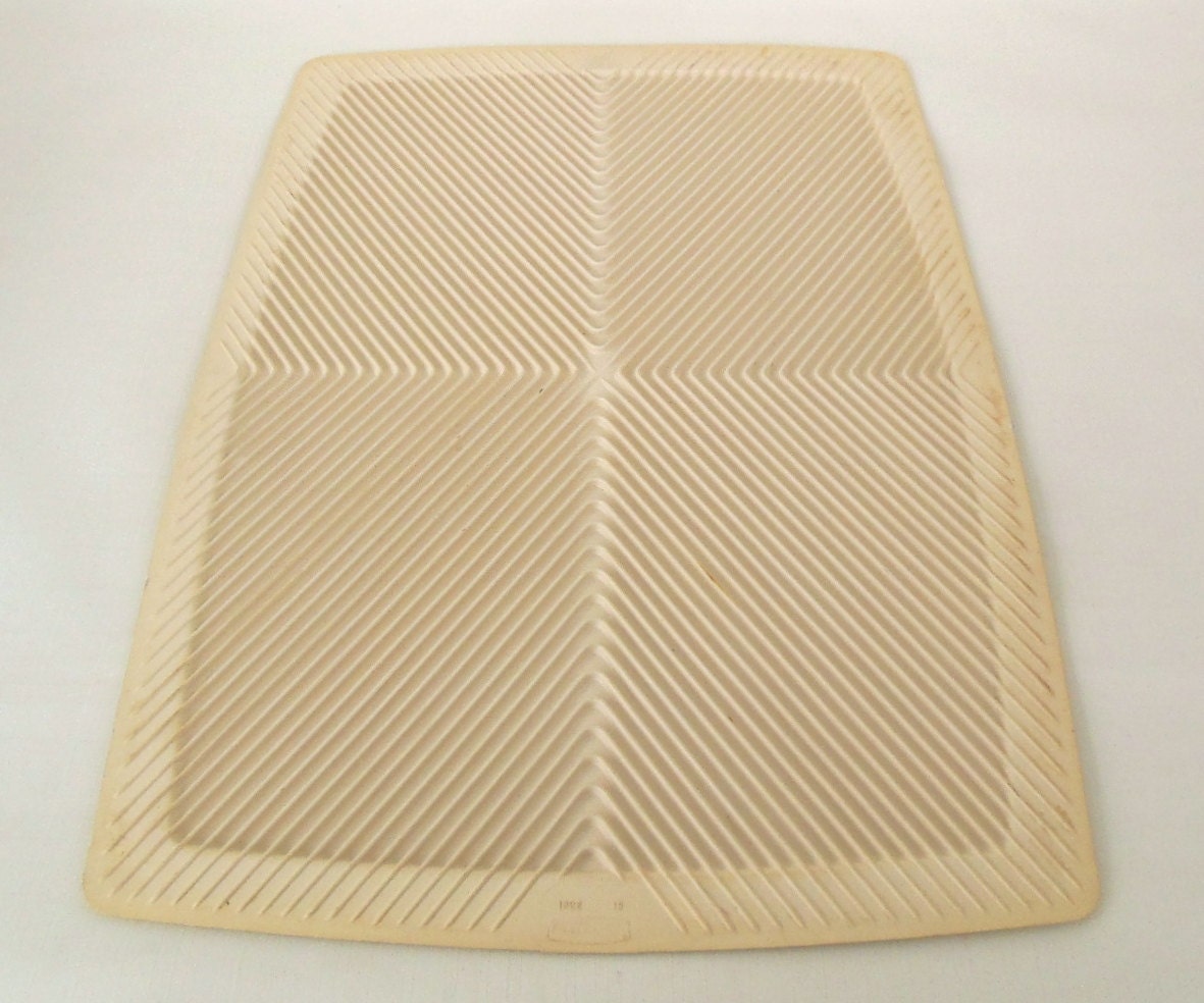 Rubbermaid Stove N Counter Mat 1322 Vintage 1970s Kitchen