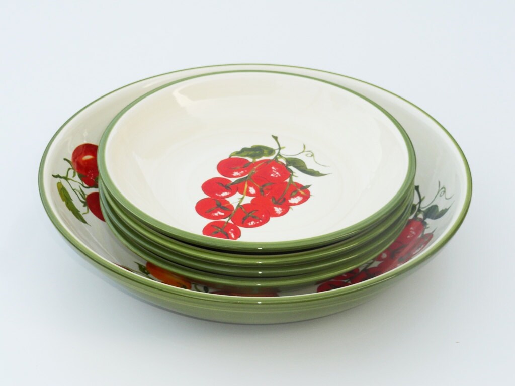 Pinzon Stoneware 5 Piece Pasta Serving Bowl Set Heirloom Tomatoes Made