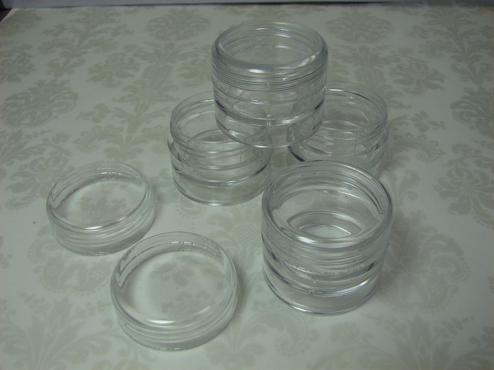 4 1/8 Oz Plastic Jars with Lid Small Containers for Samples