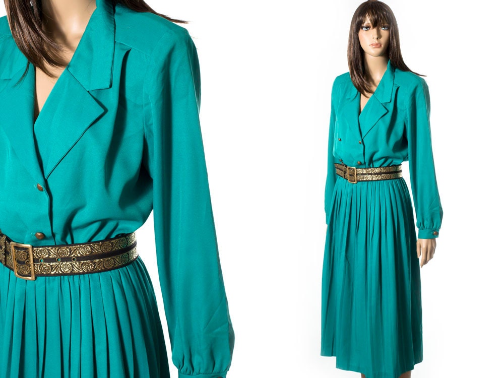 Safari green dress size large Safari green dress size large