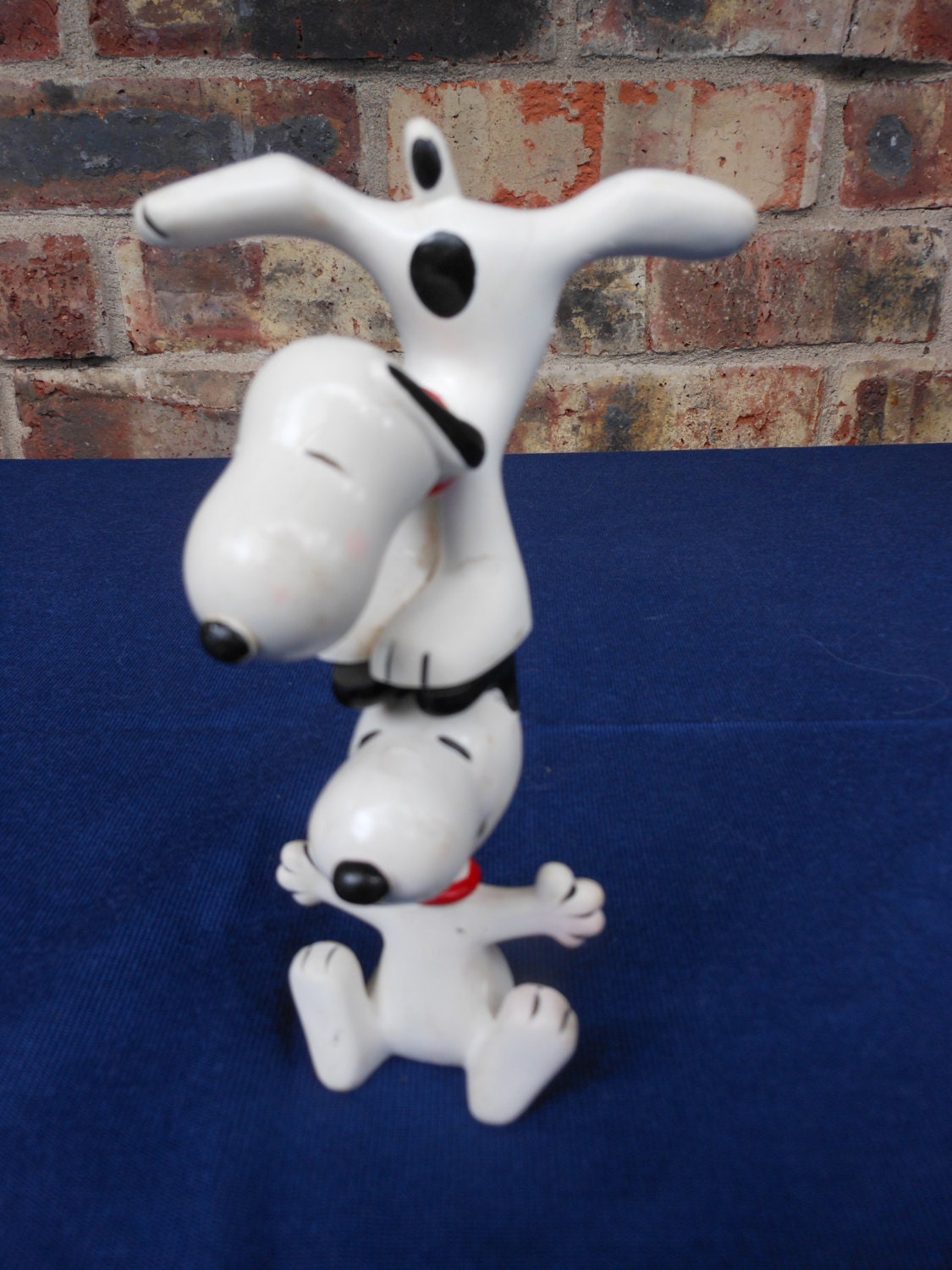 wooden snoopy figure