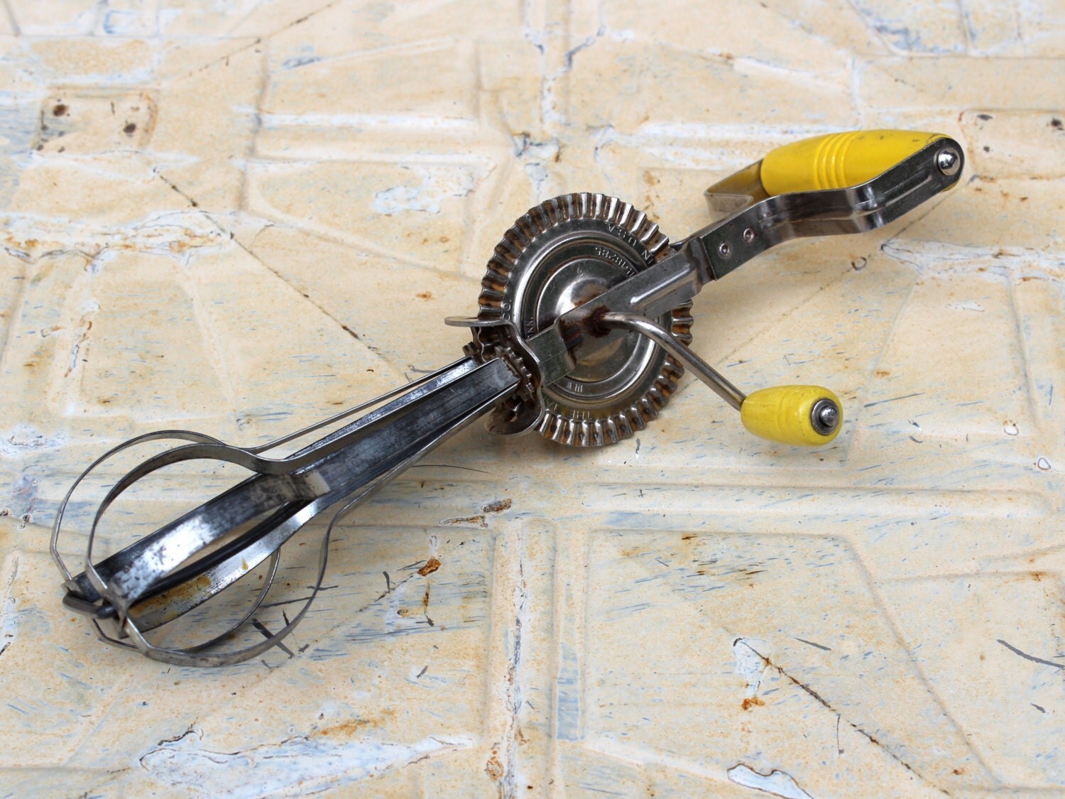 Vintage Hand Held Yellow Egg Beater Mixer