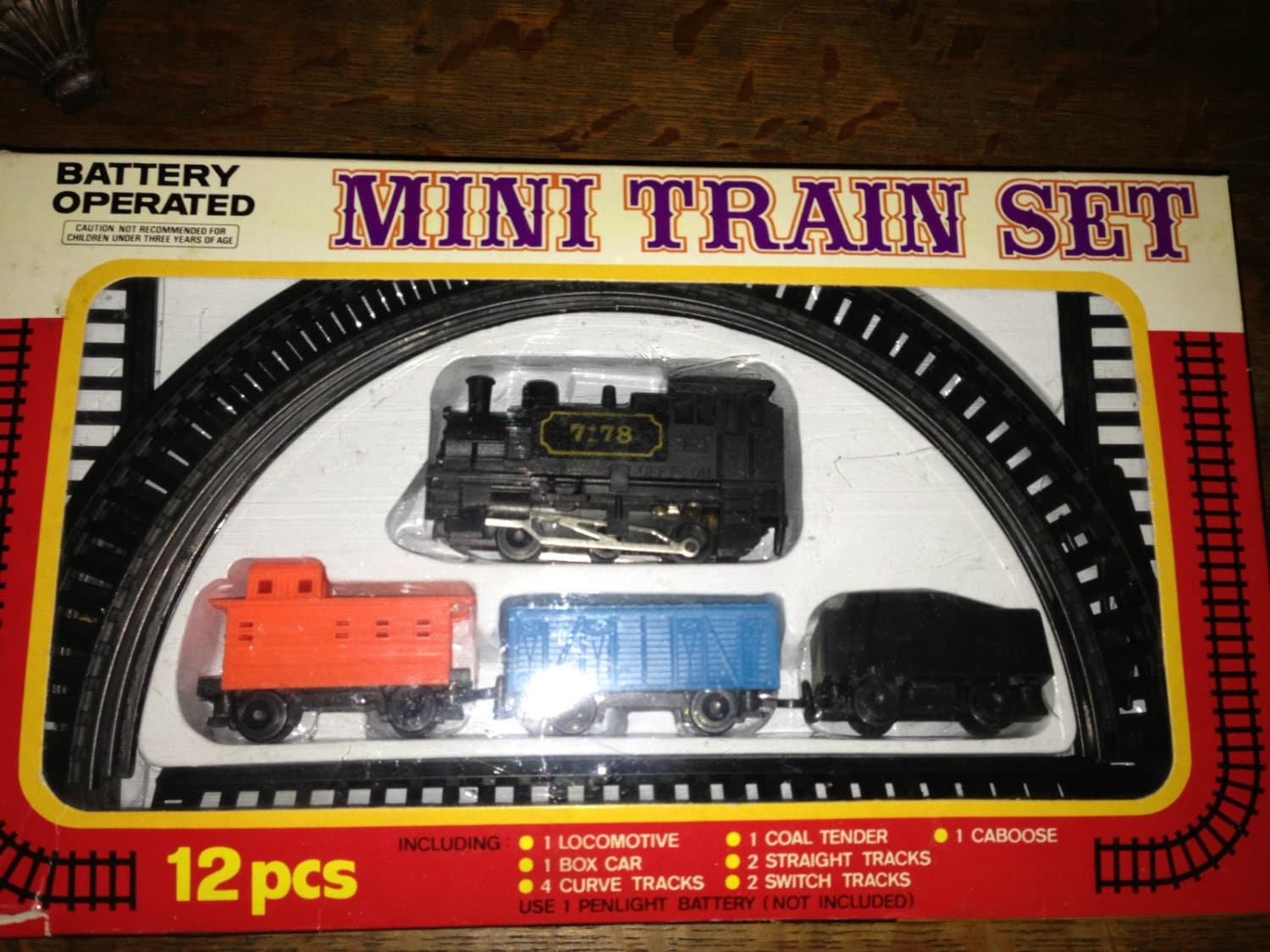 VINTAGE 12pc Mini Train Set in Box Battery Operated Made