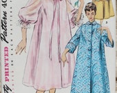 Vintage 1950s Simplicity 4972 Robe, Duster, Negligee or Housecoat Size 14 Bust 32