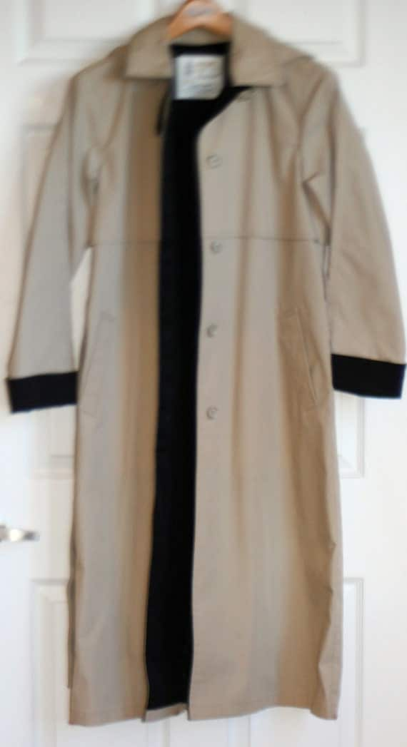 Vintage London Fog Womens Khaki Raincoat by AbundantArtsVintage