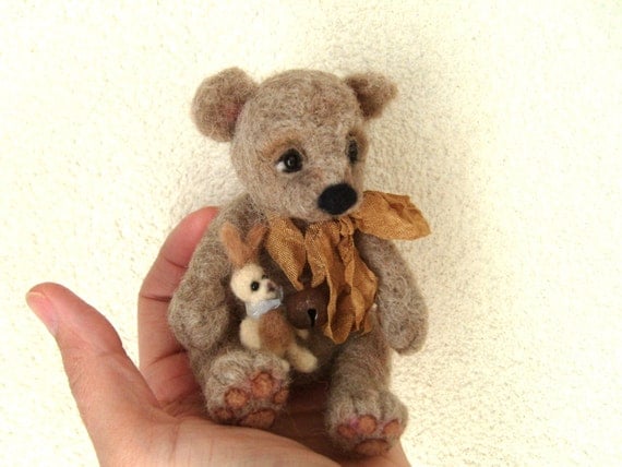 felted teddy bears