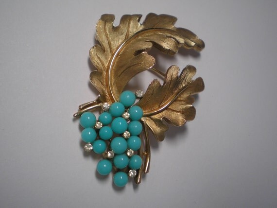 TRIFARI Goldtone LEaves and Faux Turquoise Berries Item No: