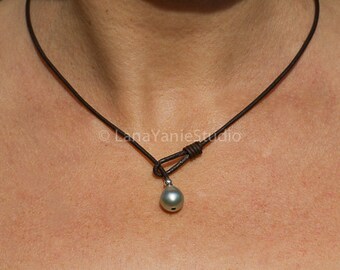 Tahitian Pearl Necklace - pearl and leather jewelry - leather necklace - black pearl