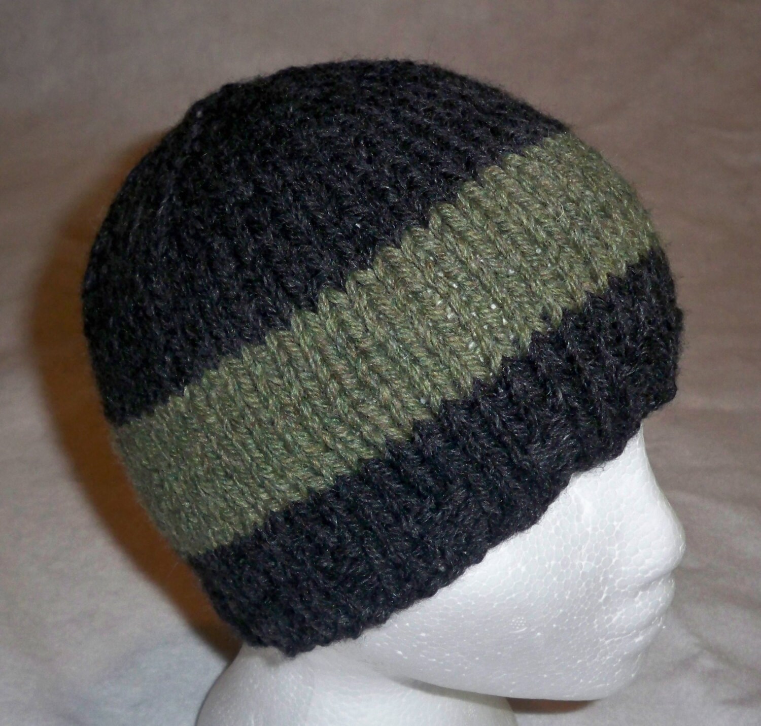 Mens Beanie Hand Knit Ski Hat Winter Snowboard Stocking Cap