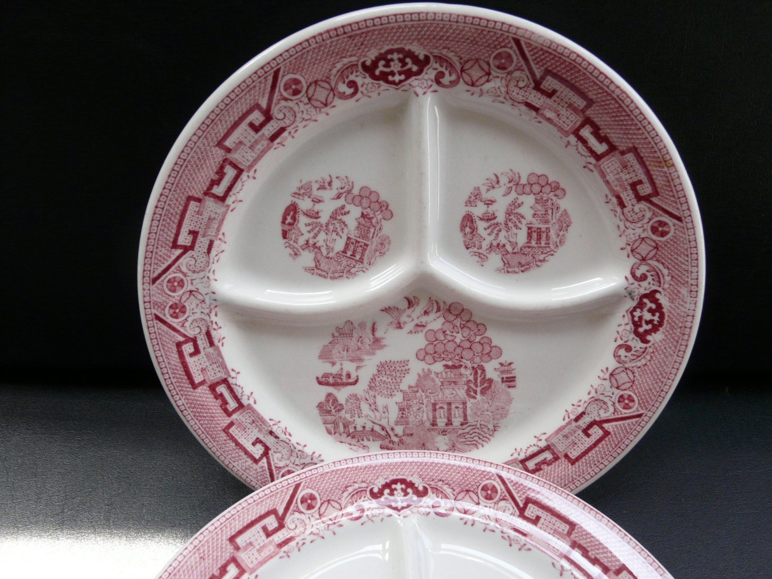 Jackson China Red Willow Vintage restaurant ware Divided