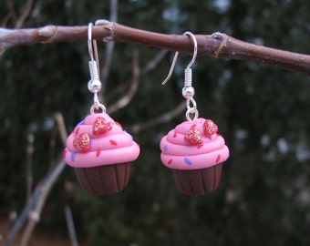Cupcake Earrings with sprinkles in Polymer Clay. Handmade