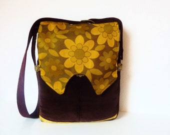 70s Hippie Boho Brocade Bag Purse "Merle" Velvet Flower Power Bag Brown Yellow Ethnic Retro Vintage Bag Purse Golden Rhinestones