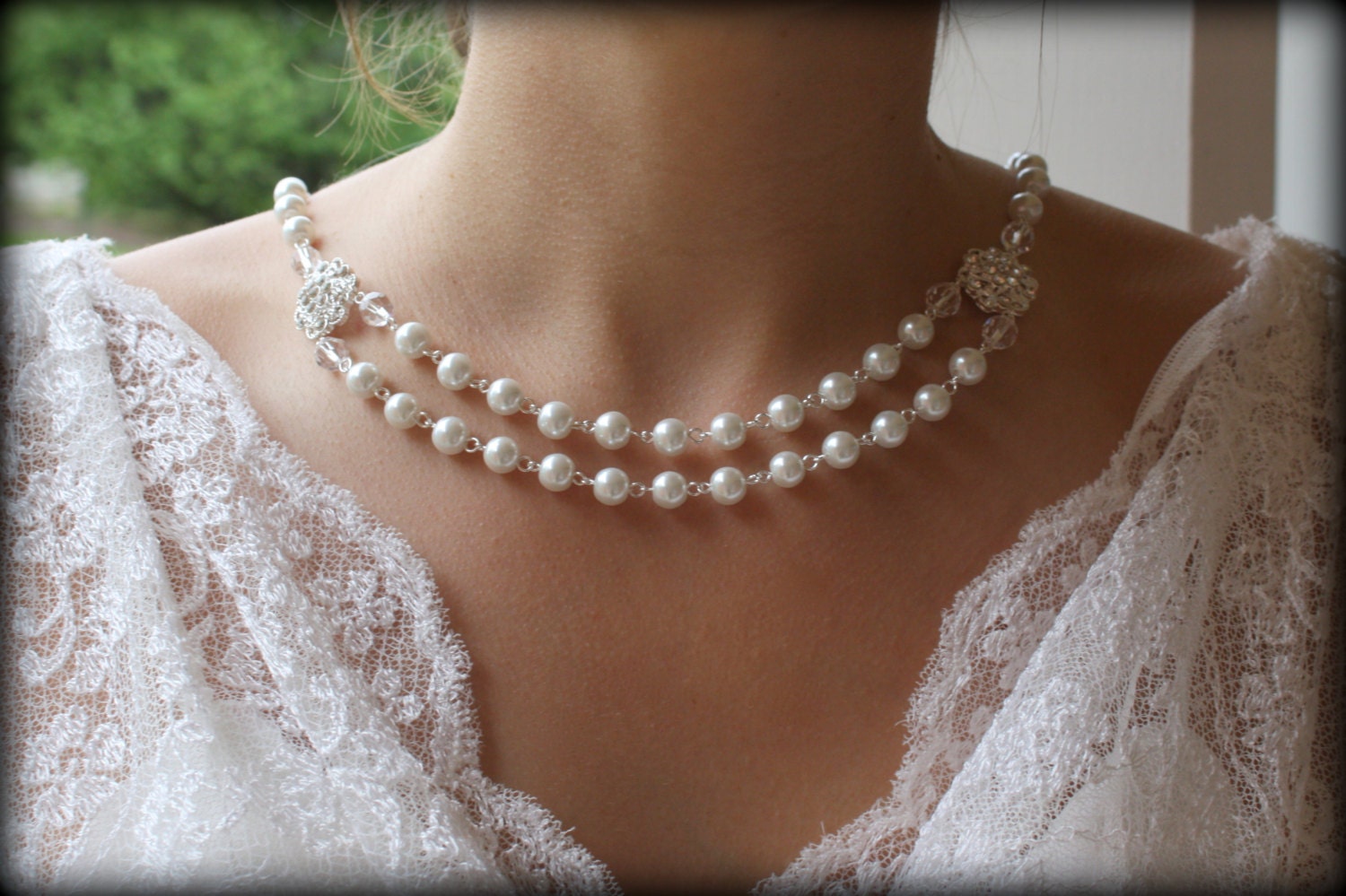 Backdrop NecklacePearl NecklaceBack Drop by dreamdaydesign