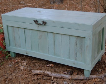 Chest with Lock/ Hope Chest/ Wooden Trunk/ Coffee Table/ - Extra Large Hope Chest / End of the Bed Bench /Blanket Storage / Wedding  Housewarming Gift