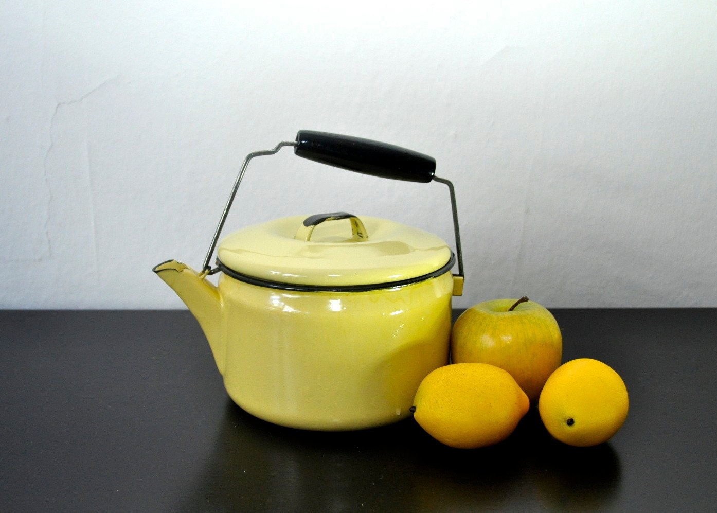 Lovely Vintage Enamel Tea Kettle Pale Yellow and Black