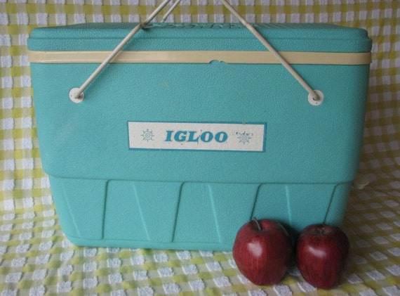 Vintage Igloo Cooler Turquoise Aqua Picnic Ice by