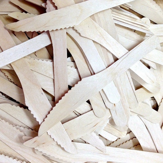 25 WOOD KNIVES - Wooden Knife - Eco Friendly - Wedding Decor - Party Supplies Il_570xn