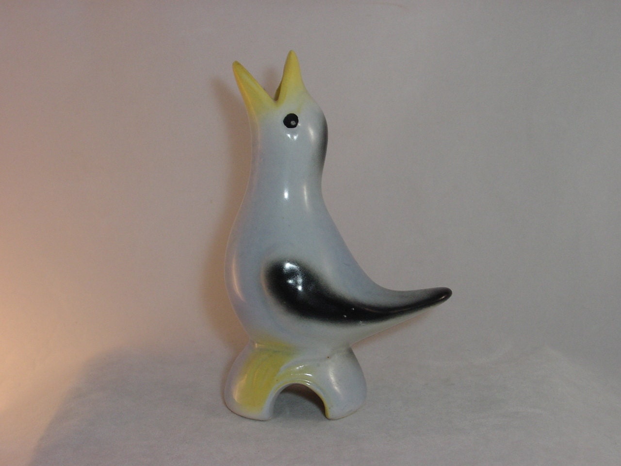 Vintage Pie Bird Blue Songbird by American Pottery Company