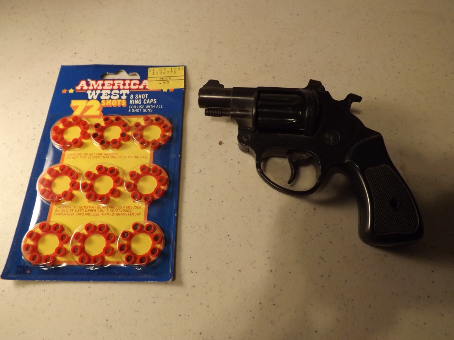 imperial toy legends caps pistol with caps