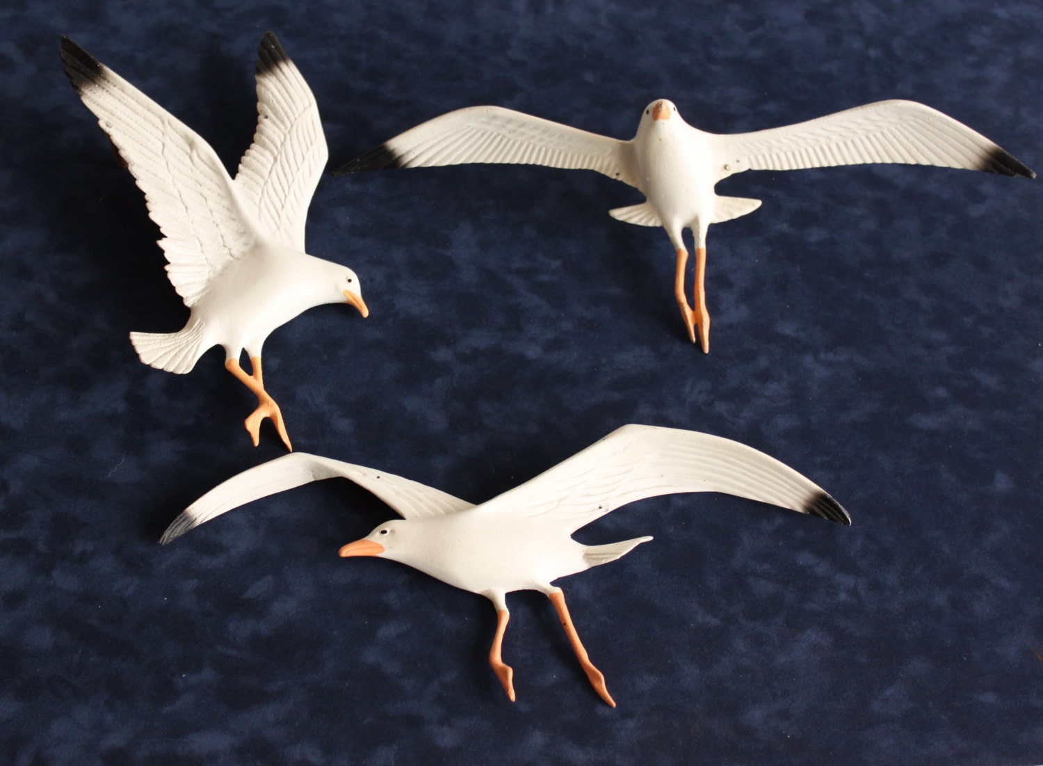 Vintage Metal Seagulls set of 3 wall hanging lake and ocean