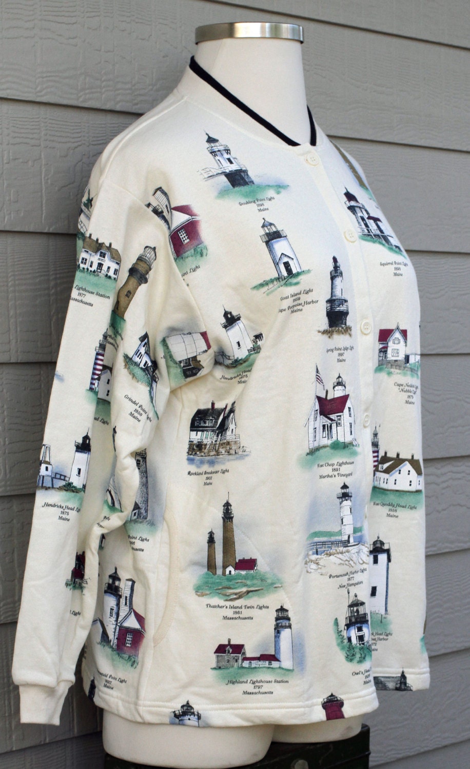 vintage ARTISANS New England lighthouse cardigan sweater