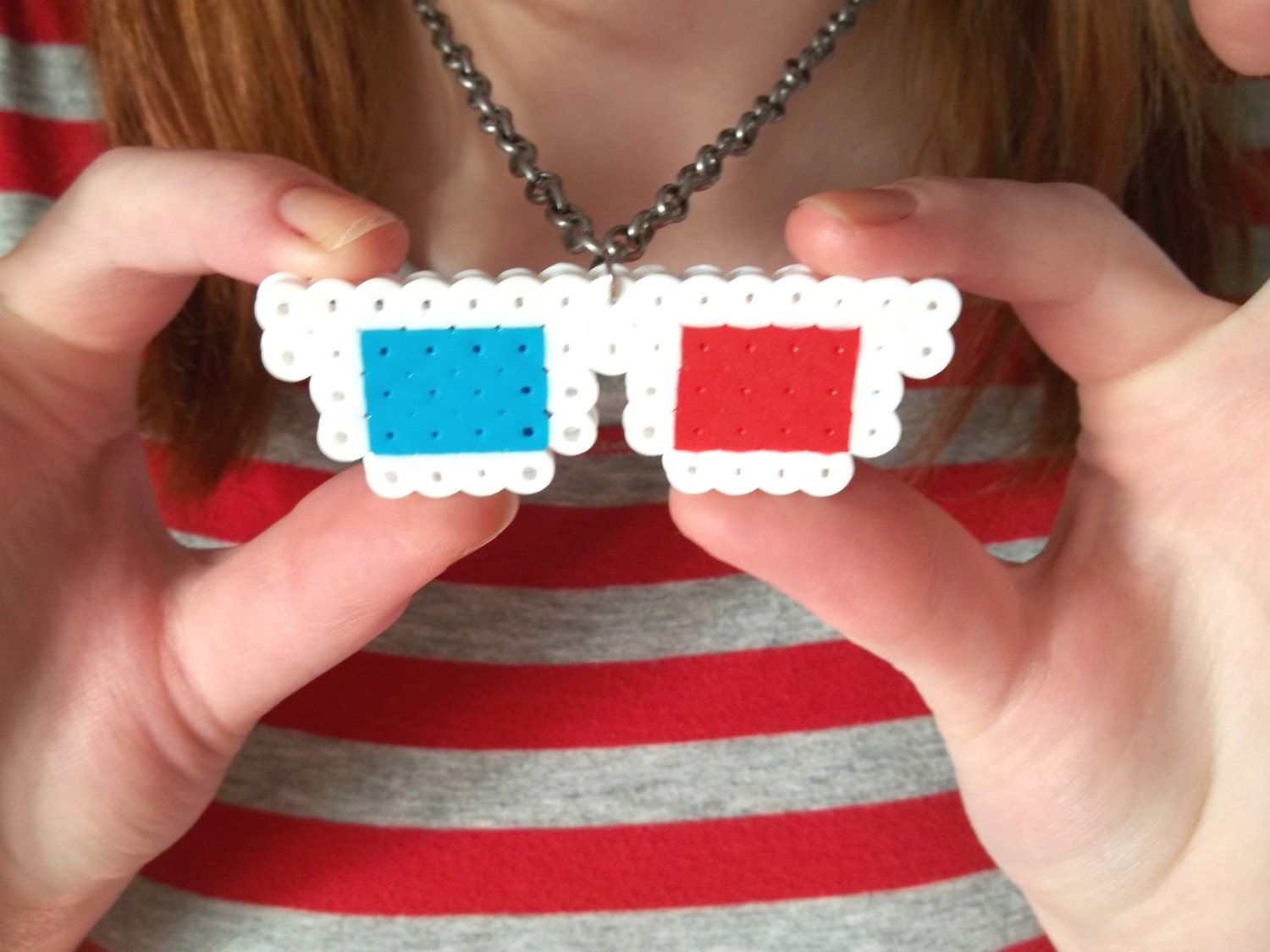 3d Glasses Perler Bead Necklace / Fuse Bead 3d Glasses