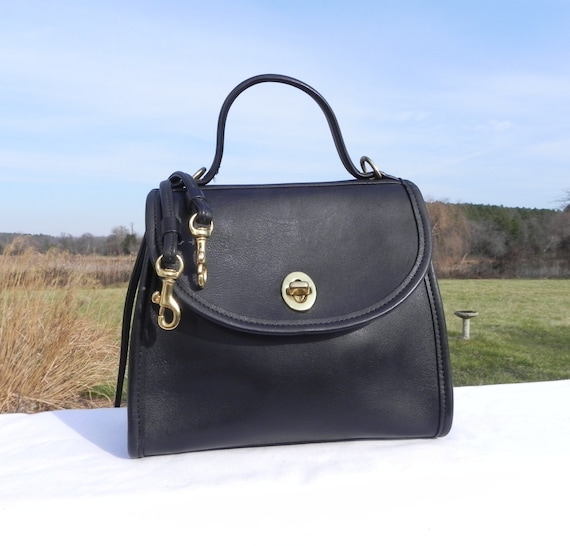 coach classic cross-body