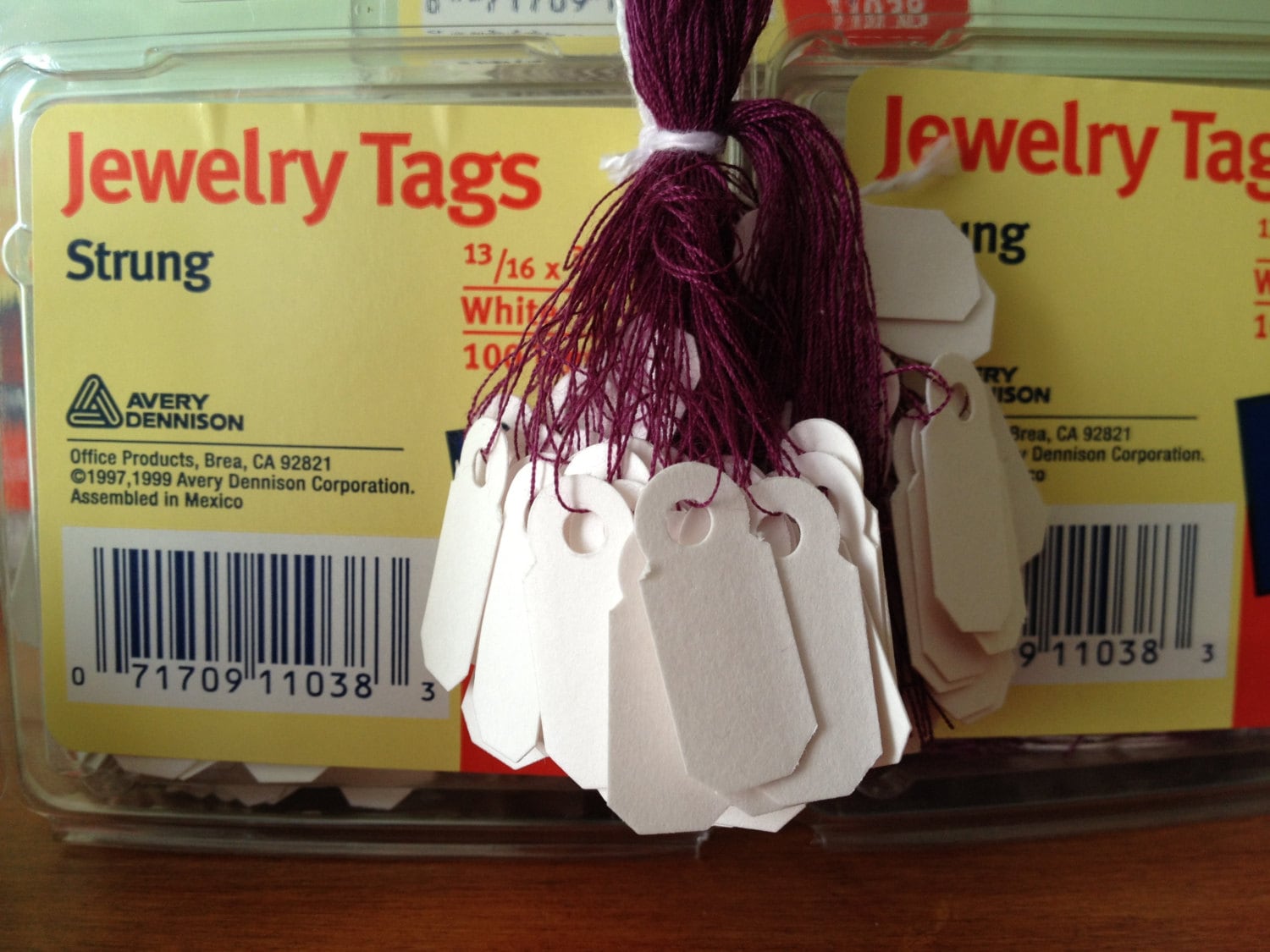 White Jewelry Tags 1200 Price Tags Avery Prestrung Craft