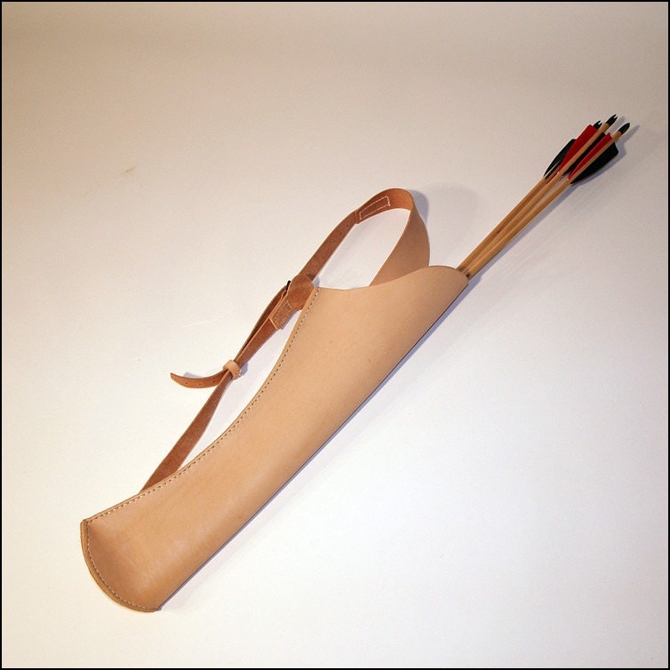 Back leather quiver left handed/ right handed