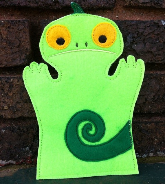 lizard hand puppet